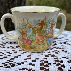 Vintage Mount Clemens Pottery Li'l Bunny Collection double-handled mug